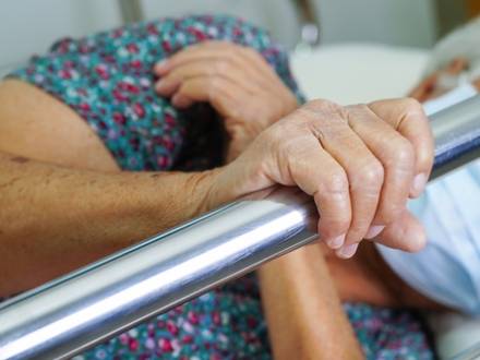 DuPage County, IL nursing home abuse attorney